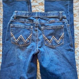 Wrangler Willow size 9x34